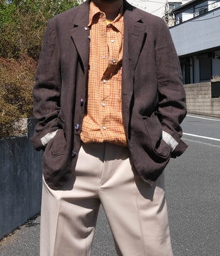 Media 12